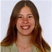 Graduada en Ciencias de la Actividad Física y del Deporte ofrezco entrenamientos personales y/o entrenamiento funcional. Con título de entrenador de voleibol nivel I y título de Monitor de Ocio y Tiempo Libre